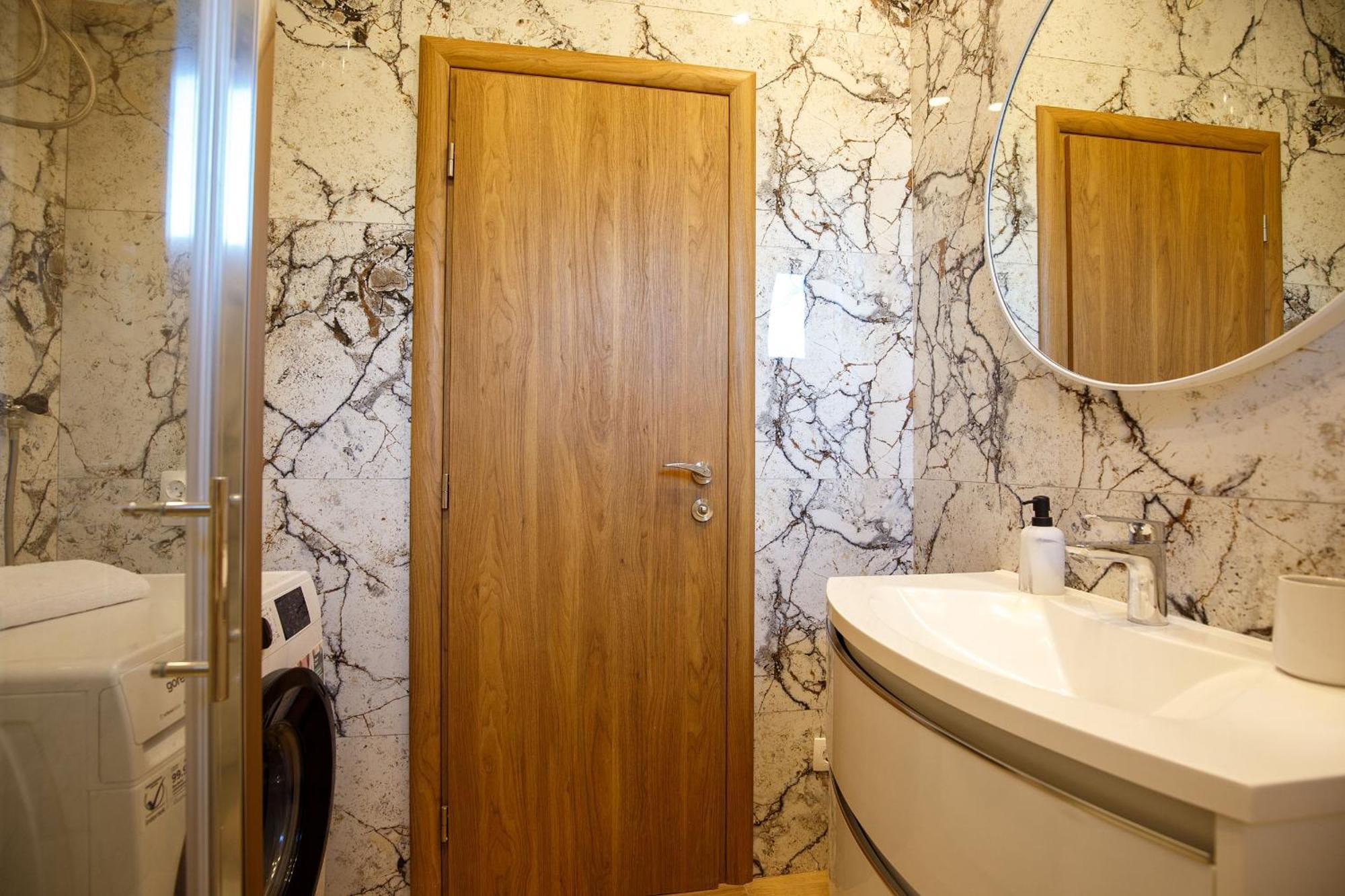 Villa Miema With Jacuzzi ザダル エクステリア 写真
